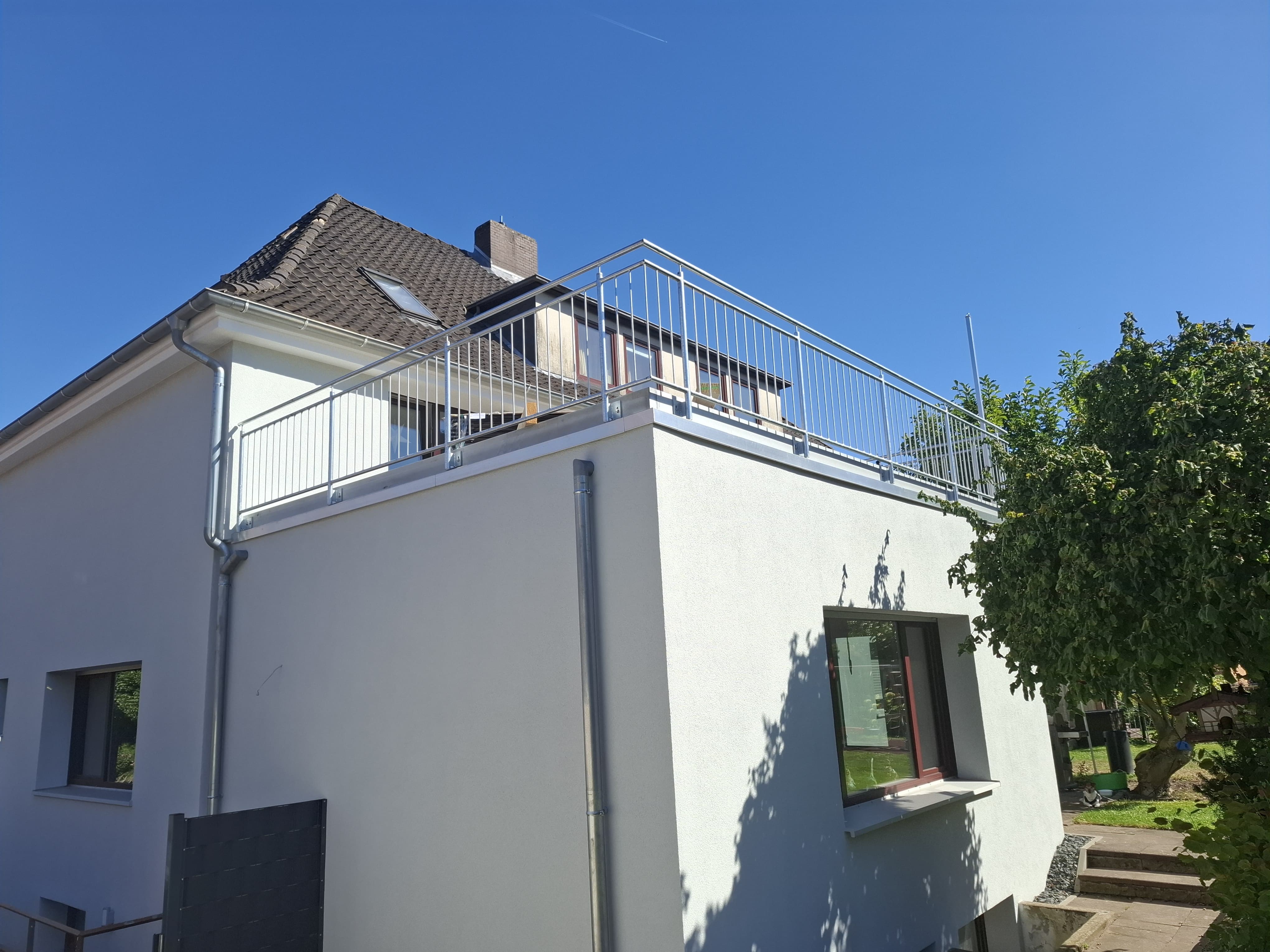 Rasmussen gallery 10