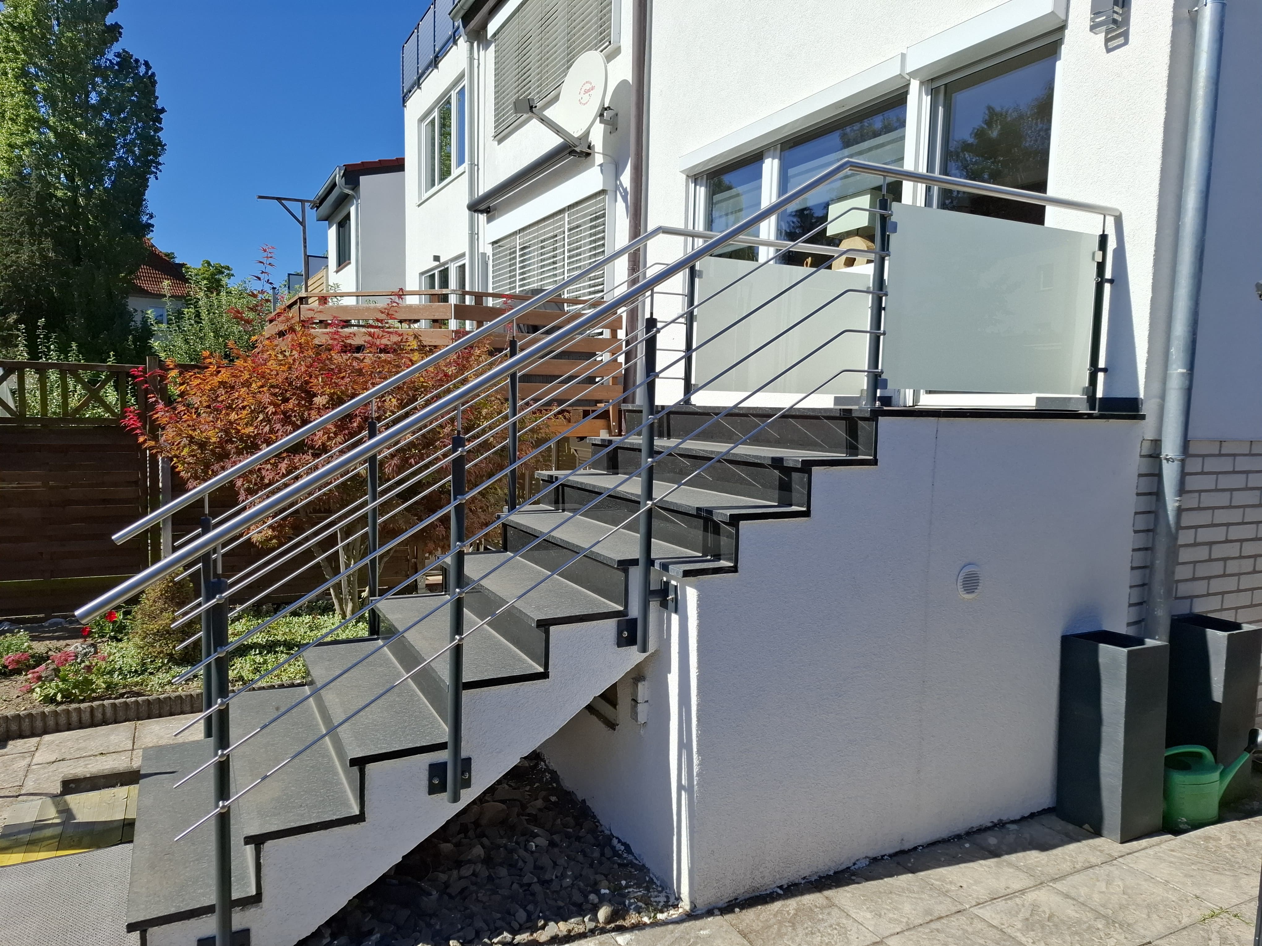 Rasmussen gallery 20